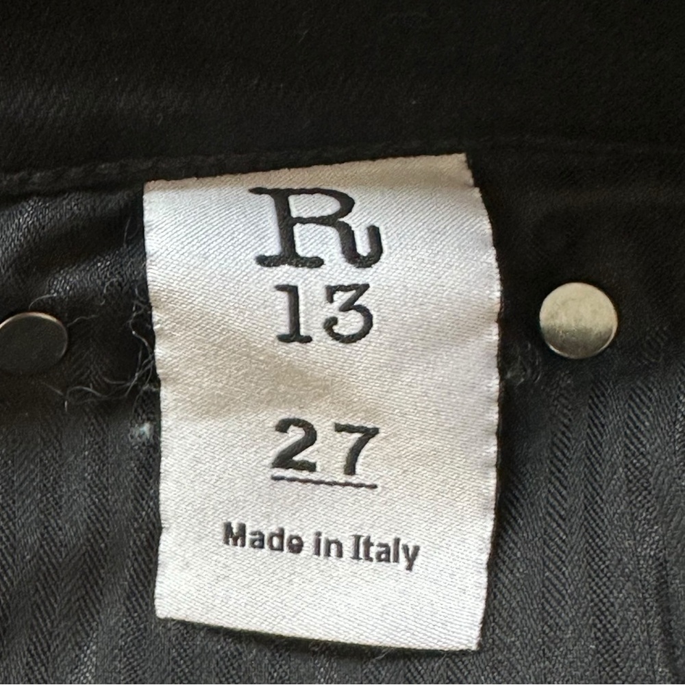 Classic Black Women's Jeans - Picture 10 of 16
